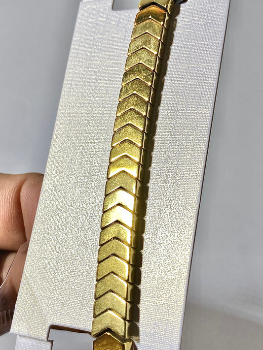 Sapphire Handmade Golden Bracelet